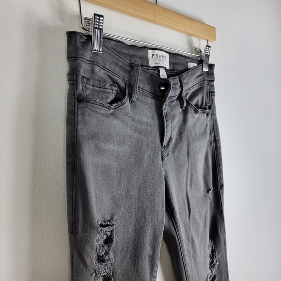 Frame Le Skinny De Jeanne Distressed Mid Rise Jean - Picture 5 of 11